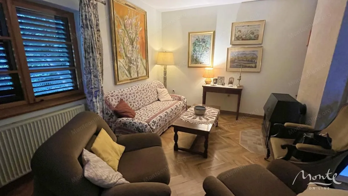 Prodaja, kuća, 205m², Đurići, Herceg Novi
