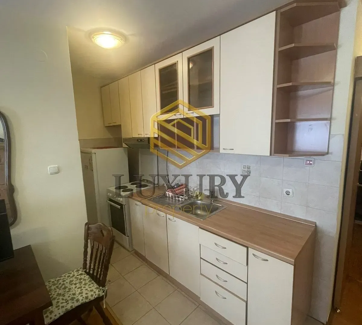 Izdavanje, stan, 21m², Obala Morače, Podgorica