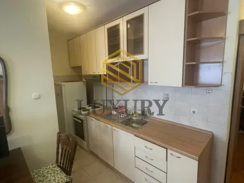 Izdavanje, stan, 21m², Obala Morače, Podgorica - image 1