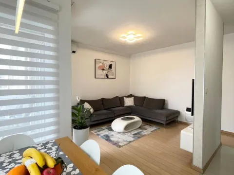 Rent, three bedroom apartment, 72m², City Kvart, Podgorica - image 10