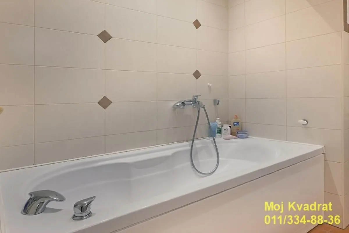 Sale, four bedroom apartment, 160m², Mirijevo Sve Podlokacije, Beograd