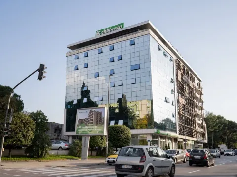 Prodaja, stan, 220m², Preko Morače, Podgorica