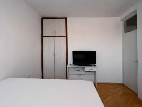 Sale, two bedroom apartment, 68m², Podgorica, Crna Gora - image 8