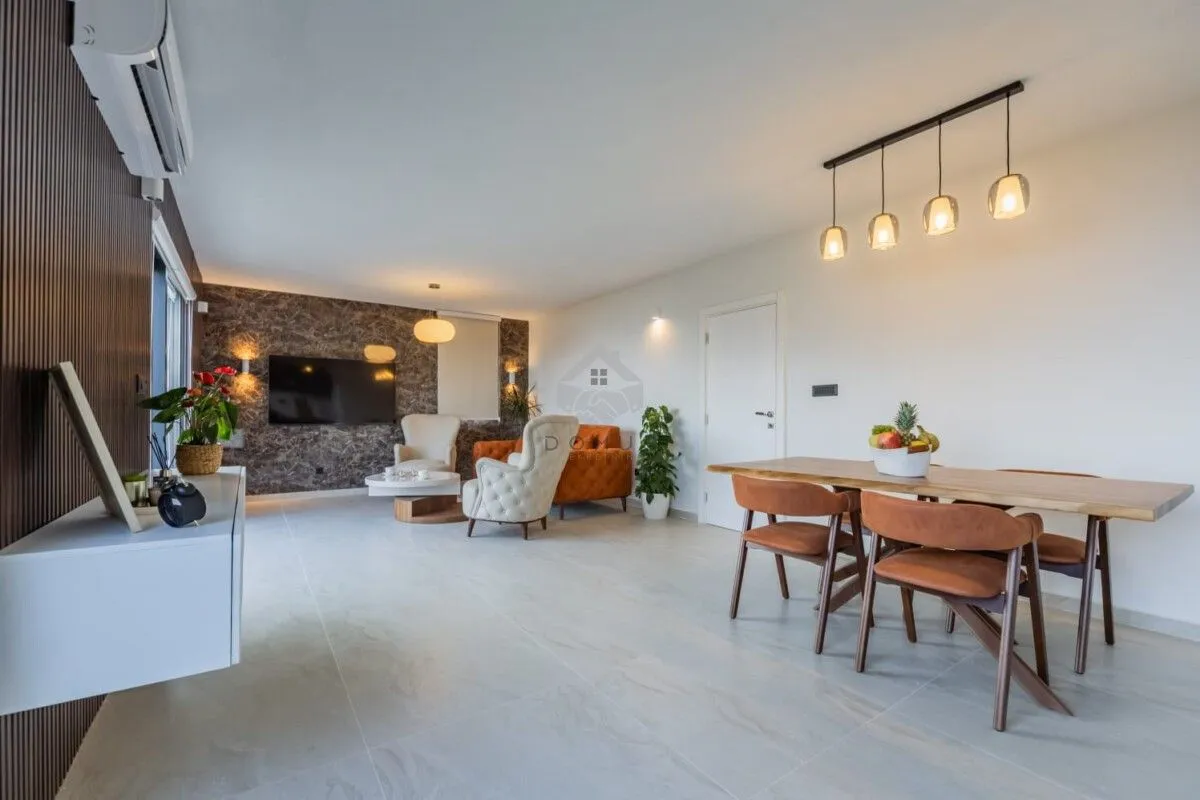 Rent, house, 300m², Budva, Crna Gora