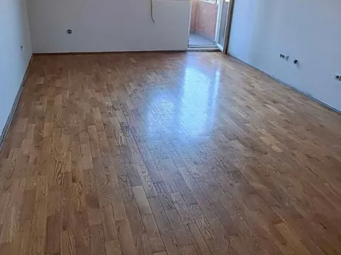 Prodaja, jednosoban stan, 45m², Stari Aerodrom, Podgorica - image 5