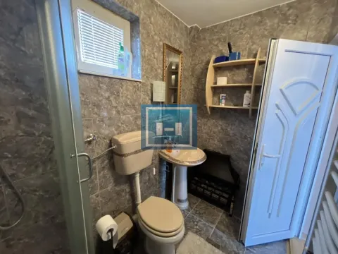Sale, house, 222m², Paraćin, Srbija - image 35