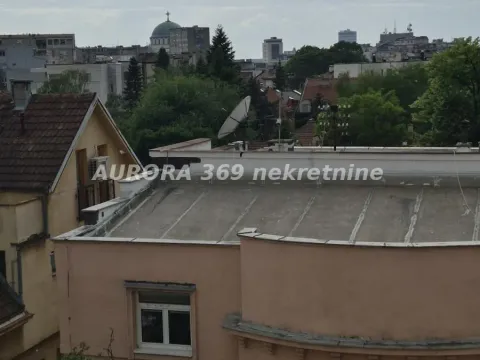 Stan in Vračar Sve Podlokacije
