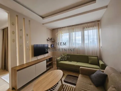 Rent, one bedroom apartment, 55m², Šušanj, Bar - image 1