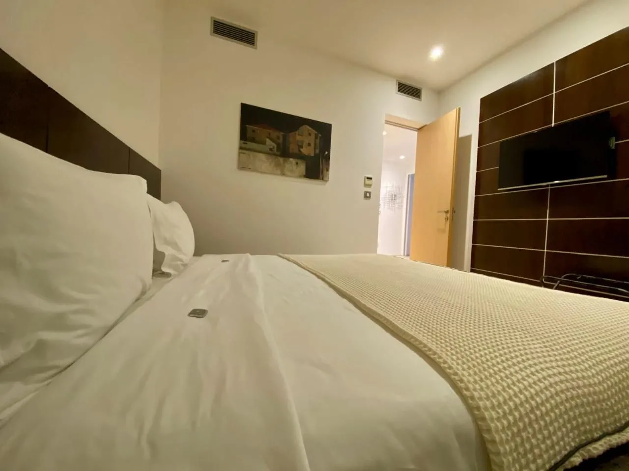 Prodaja, dvosoban stan, 108m², Zavala, Budva