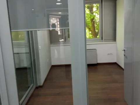 Sale, office space, 185m², Vračar Sve Podlokacije, Beograd - image 9