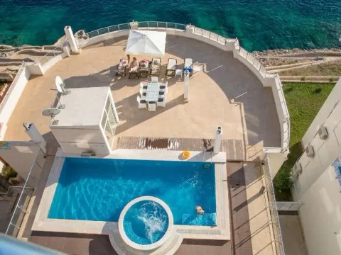 Prodaja, stan, 85m², Dobra Voda, Bar - image 4