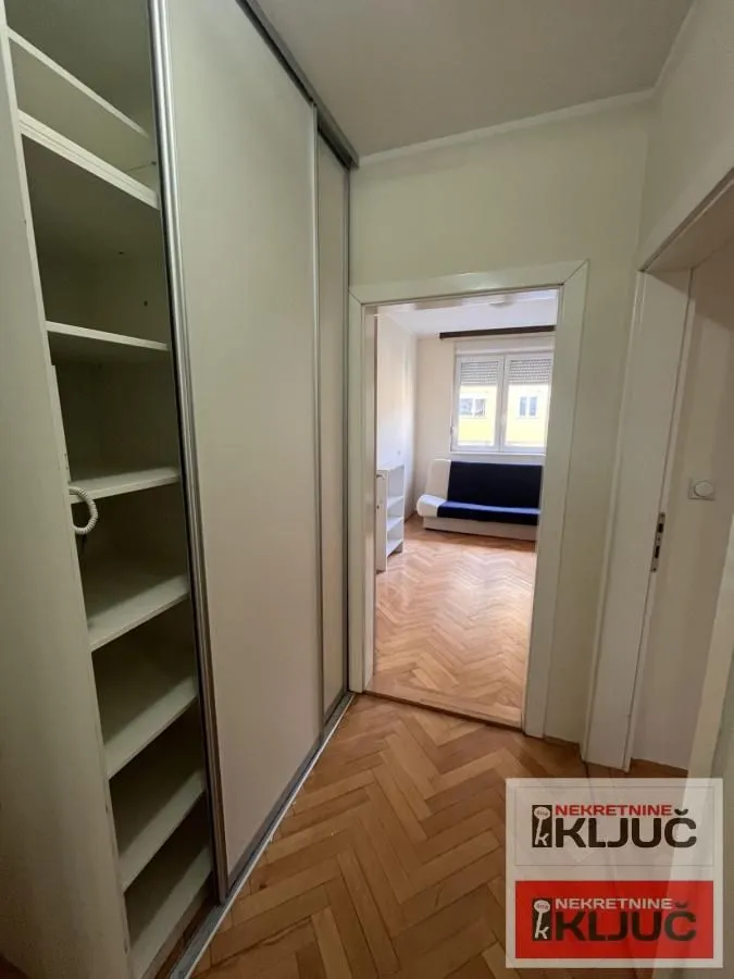 Izdavanje, dvosoban stan, 42m², Grbavica, Novi Sad Sve Podlokacije