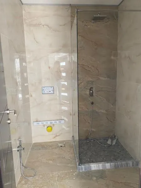 Sale, house, 300m², Šušanj, Bar