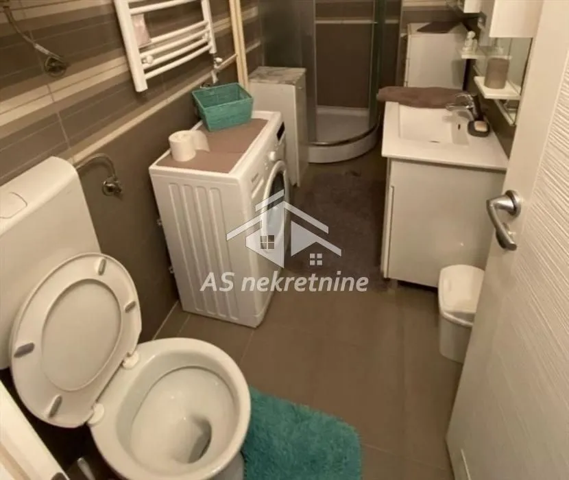 Izdavanje, dvosoban stan, 53m², Palilula Sve Podlokacije, Beograd