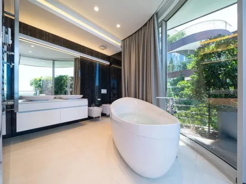 Prodaja, trosoban stan, 270m², Centar, Budva - image 3