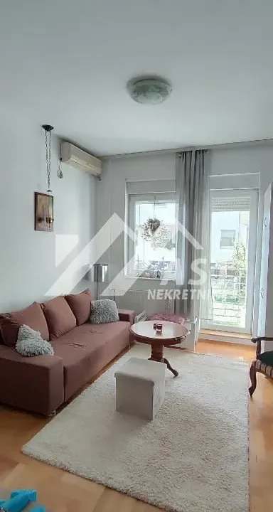 Izdavanje, jednosoban stan, 32m², Telep, Novi Sad Sve Podlokacije