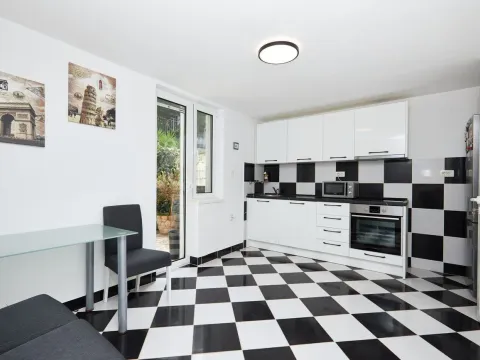 Sale, house, 110m², Budva, Crna Gora - image 3