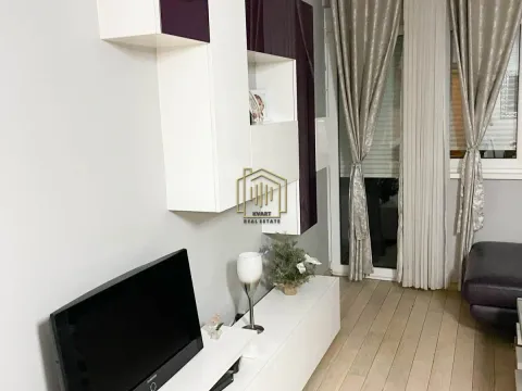 Izdavanje, dvosoban stan, 70m², Zagorič, Podgorica - image 2