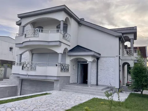 Rent, house, 320m², Zlatica, Podgorica - image 2