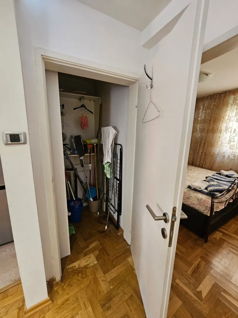 Izdavanje, jednosoban stan, 40m², Stari Grad, Budva
