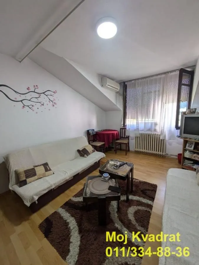 Prodaja, jednosoban stan, 43m², Zemun Sve Podlokacije, Beograd