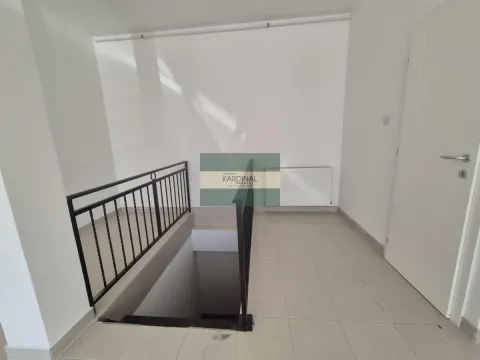 Rent, office space, 75m², Jagodina, Srbija - image 20