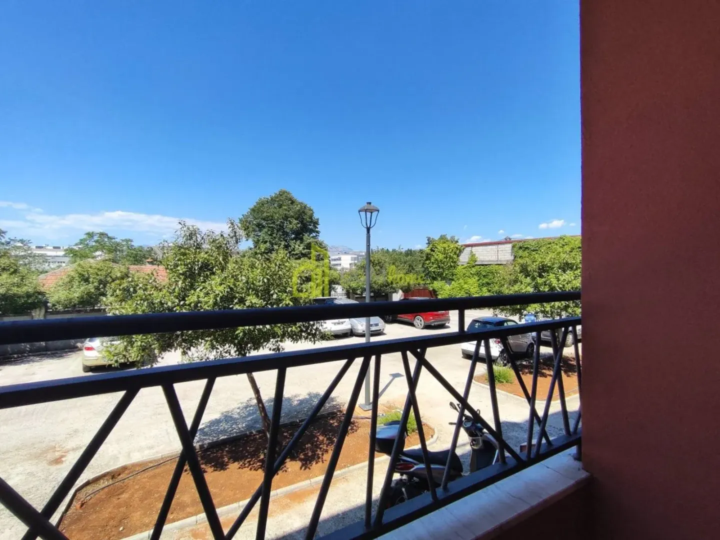 Izdavanje, jednosoban stan, 38m², Krivi Most, Podgorica