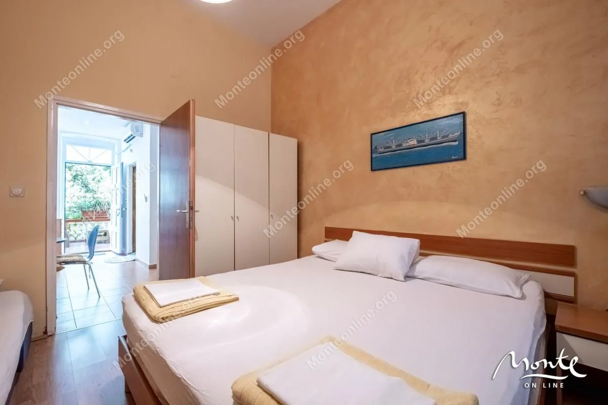 Sale, house, 112m², Risan, Kotor