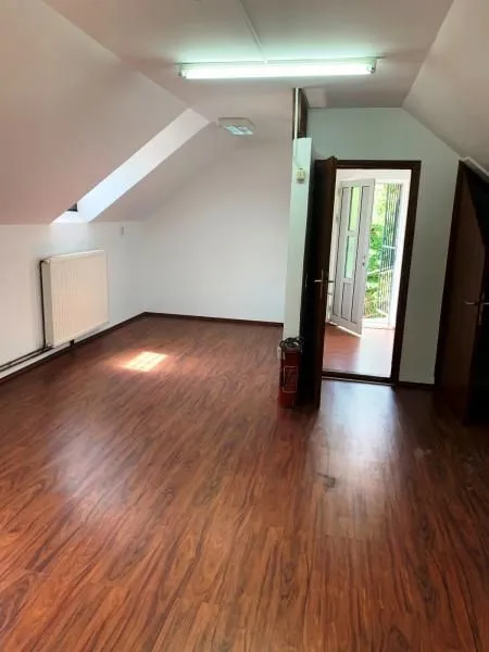 Sale, office space, 80m², Staro groblje, Niš