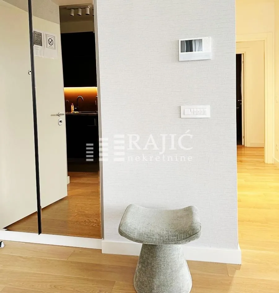 Rent, three bedroom apartment, 77m², Savski Venac, Beograd