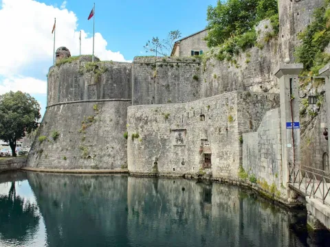 Prodaja, jednosoban stan, 42m², Stari Grad Kotor, Kotor - image 16