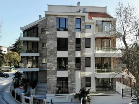 Prodaja, jednosoban stan, 40m², Centar, Tivat - image 11