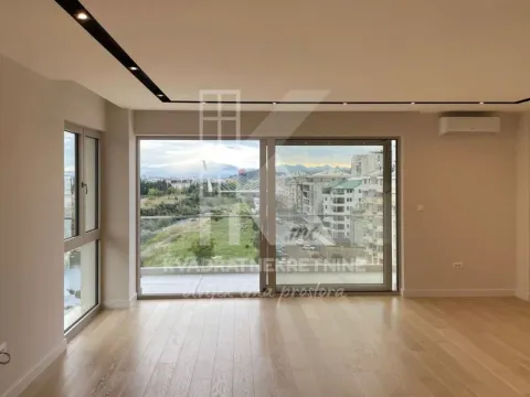 Prodaja, trosoban stan, 209m2, Momišići, Podgorica Prodaja, trosoban stan, 209m2, Momišići, Podgorica