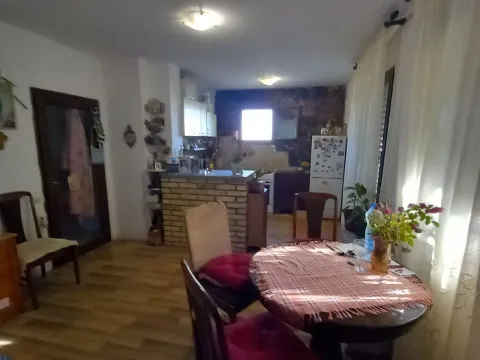 Prodaja, kuća, 86m², Aleksinac, Niš - image 2