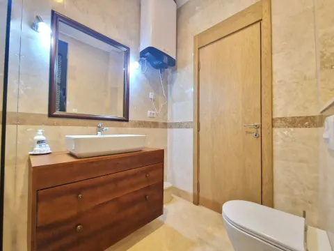 Prodaja, jednosoban stan, 55m², Reževići, Budva - image 24