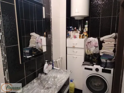 Prodaja, četvorosoban stan, 106m², Čubura, Beograd - image 12