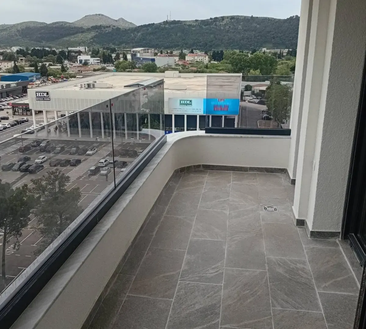 Sale, two bedroom apartment, 73m², Centar, Bar