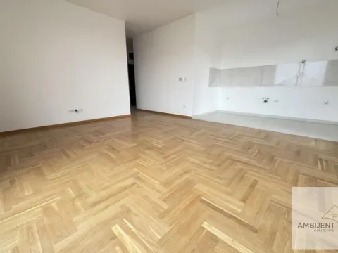 Prodaja, trosoban stan, 69m², Surčin, Beograd - image 7