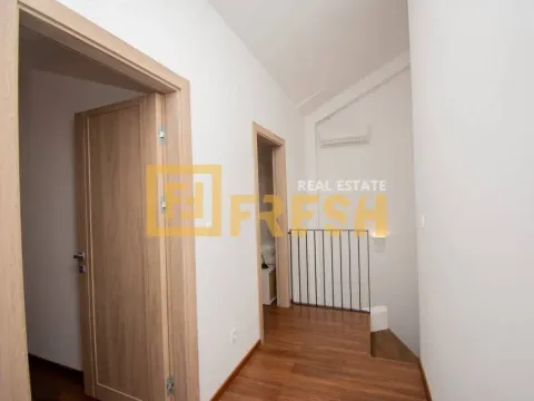 Izdavanje, trosoban stan, 120m², Master Kvart, Podgorica - image 18