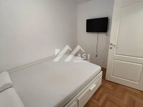 Izdavanje, trosoban stan, 65m², Novo naselje, Novi Sad - image 6