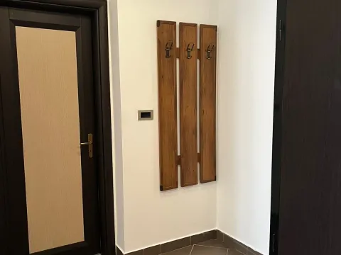 Izdavanje, dvosoban stan, 47m², Budva, Crna Gora - image 11