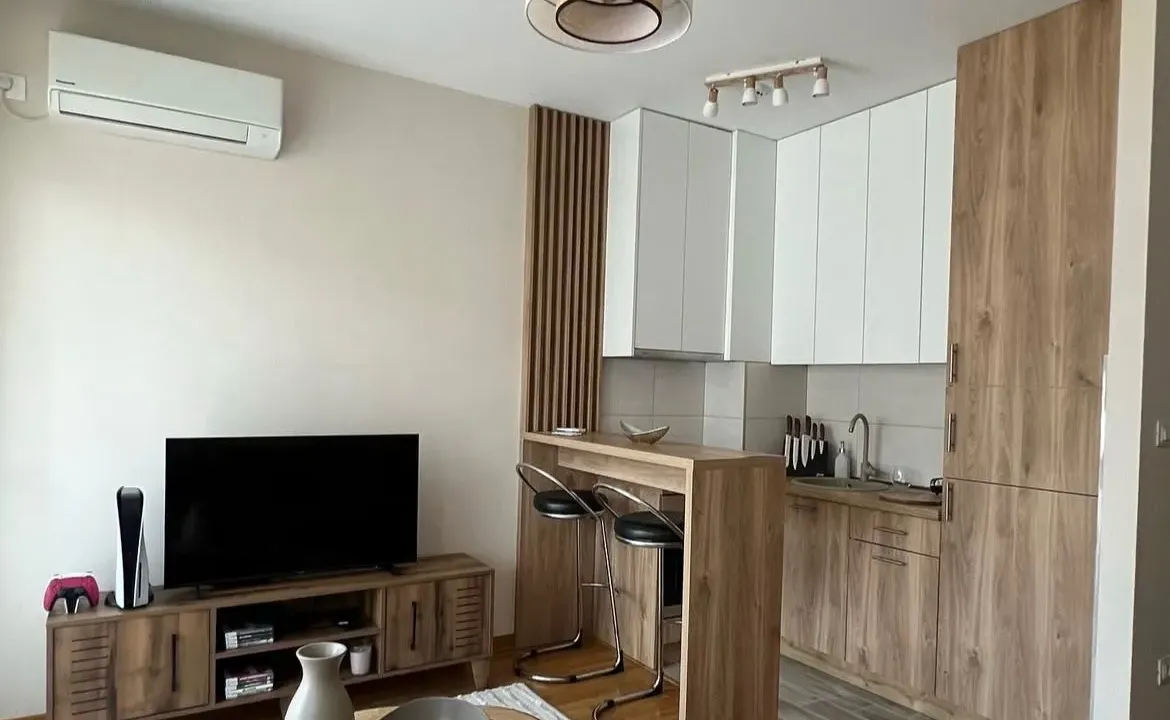 Izdavanje, kuća, 30m², Zagorič, Podgorica