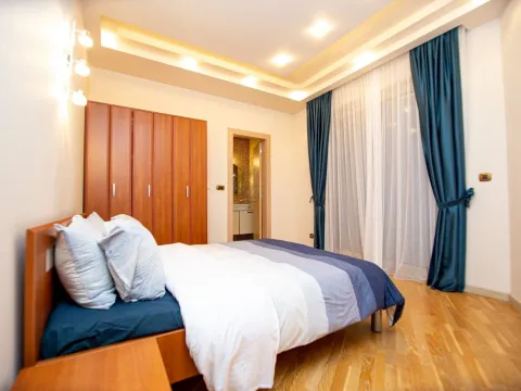 Izdavanje, dvosoban stan, 109m², Budva, Crna Gora - image 8