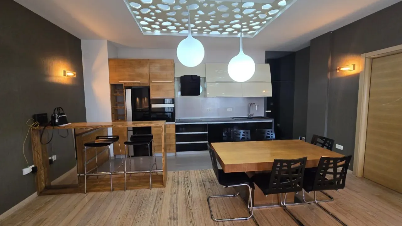 Prodaja, trosoban stan, 120m², Gorica C, Podgorica