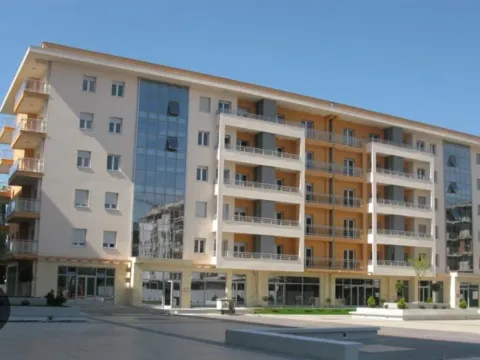 Izdavanje, dvosoban stan, 70m², City Kvart, Podgorica - image 14