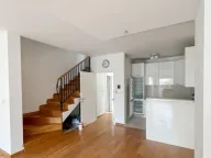 Izdavanje, dvosoban stan, 92m², Centar, Tivat - image 13