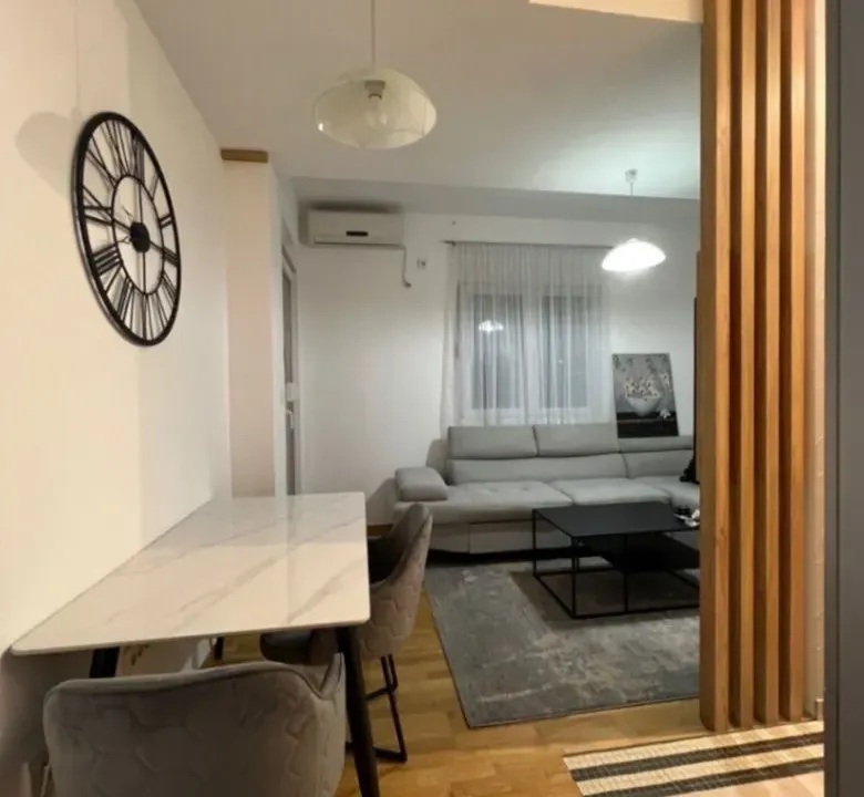 Izdavanje, jednosoban stan, 42m², Ljubović, Podgorica