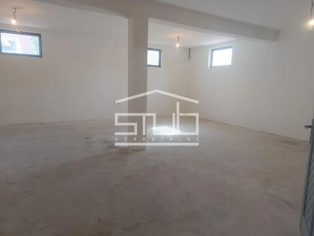 Rent, office space, 160m², Veliki Mokri Lug, Zvezdara Sve Podlokacije