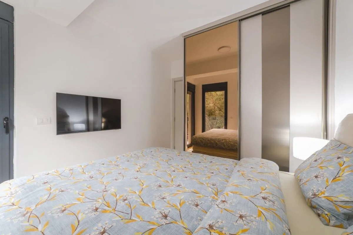 Rent, one bedroom apartment, 39m², Bečići, Budva