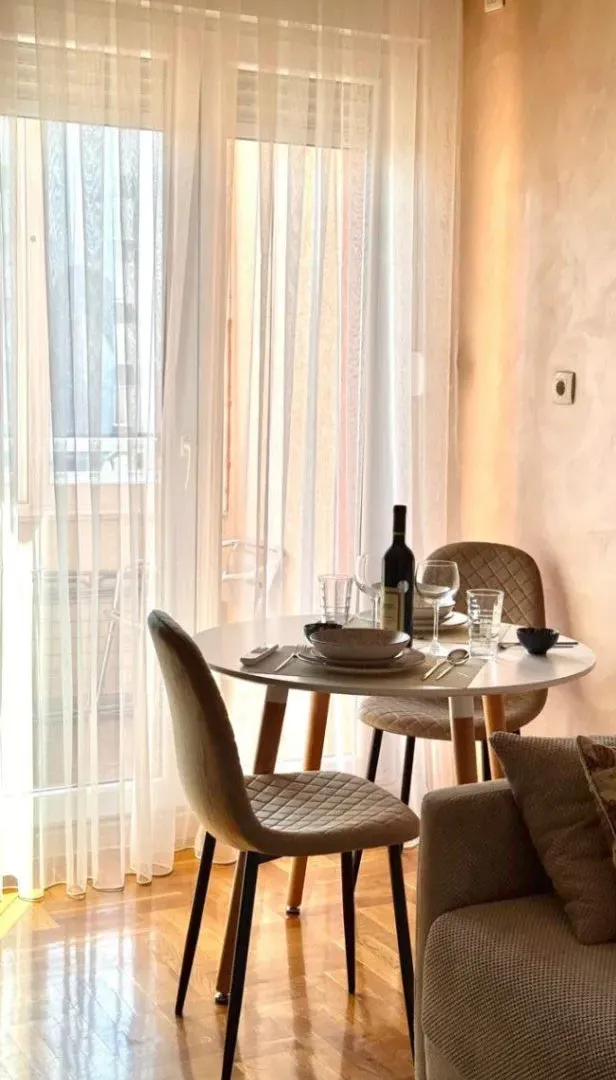 Izdavanje, garsonjera, 30m², Tuški Put, Podgorica